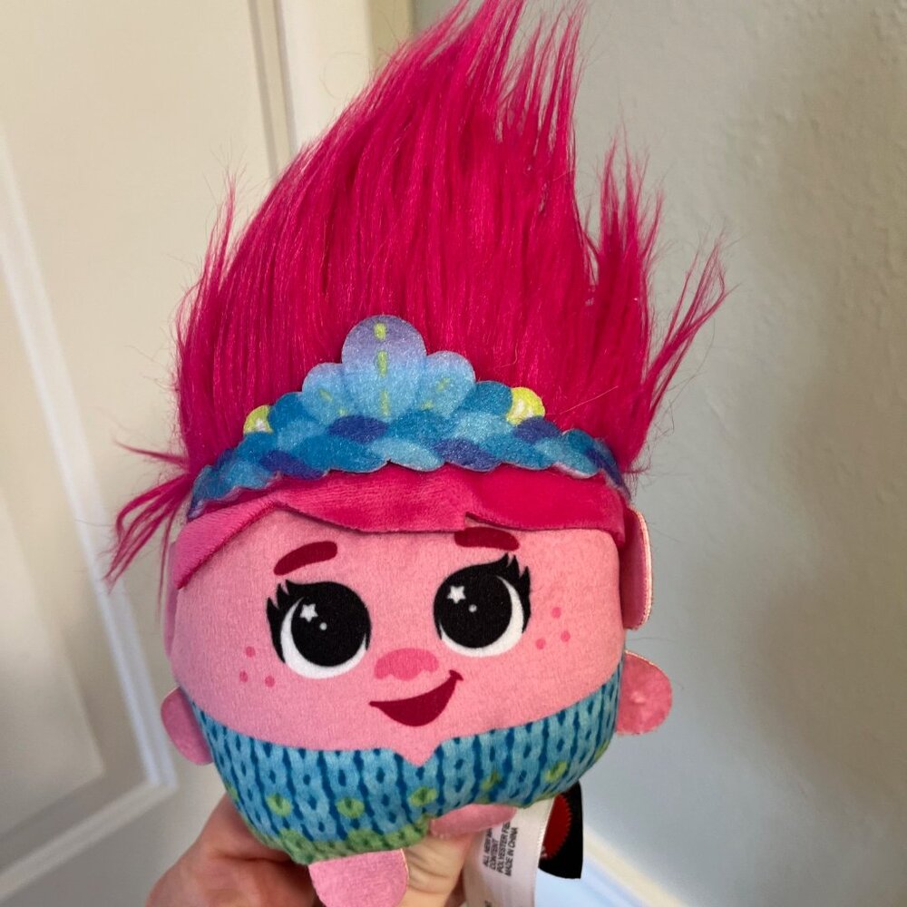 Trolls Band Together - Hairmony Mixers - Queen Poppy Plush - MUST BE BUNDLED